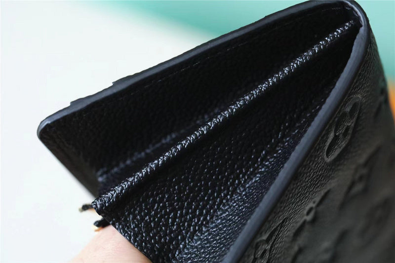 Fan Fashion Lu-Vi bags - 8751