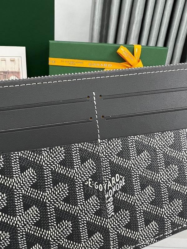 Amelia - GYO Wallets - 047