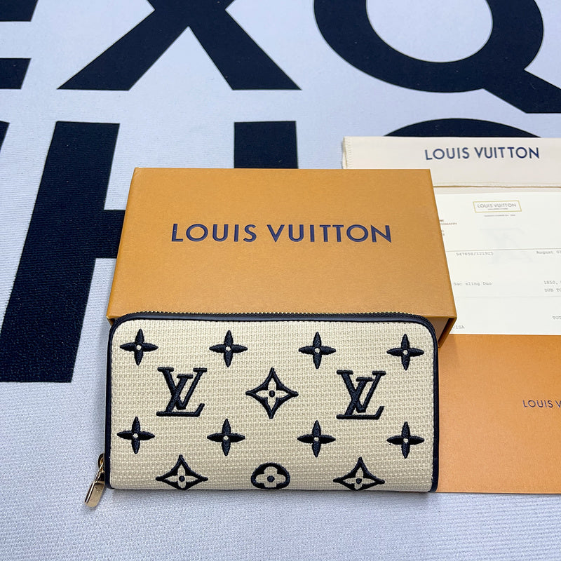 Fan Fashion Lu-Vi bags - 8732