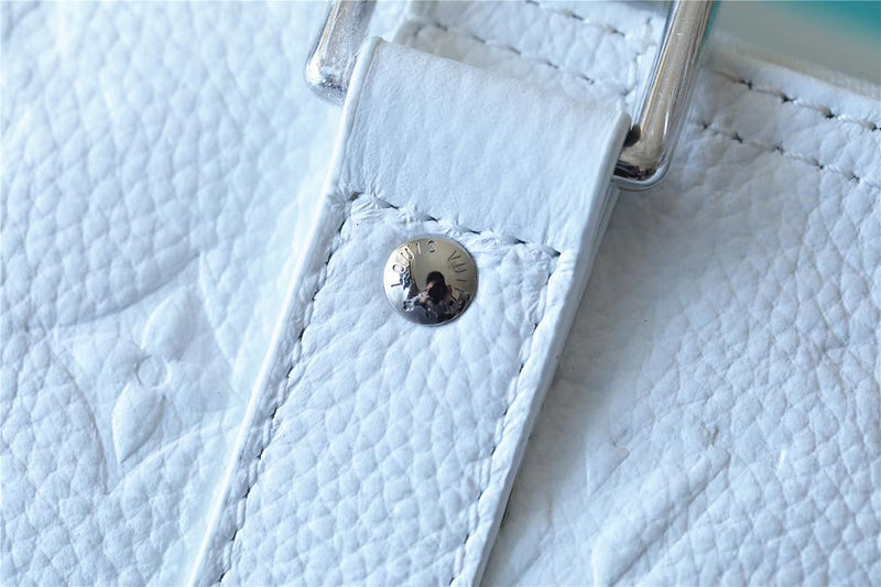 Fan Fashion Lu-Vi bags - 11149