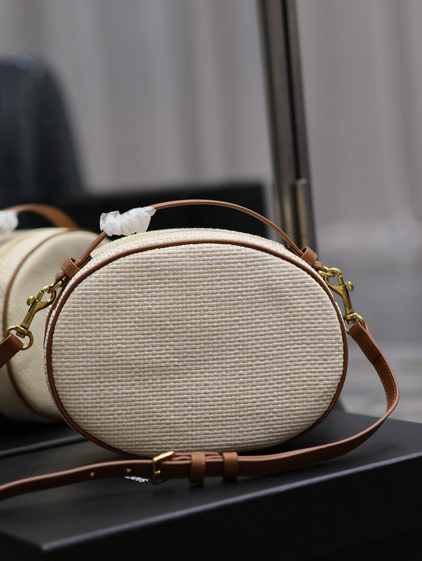 Amelia - YSL Bag - 1815