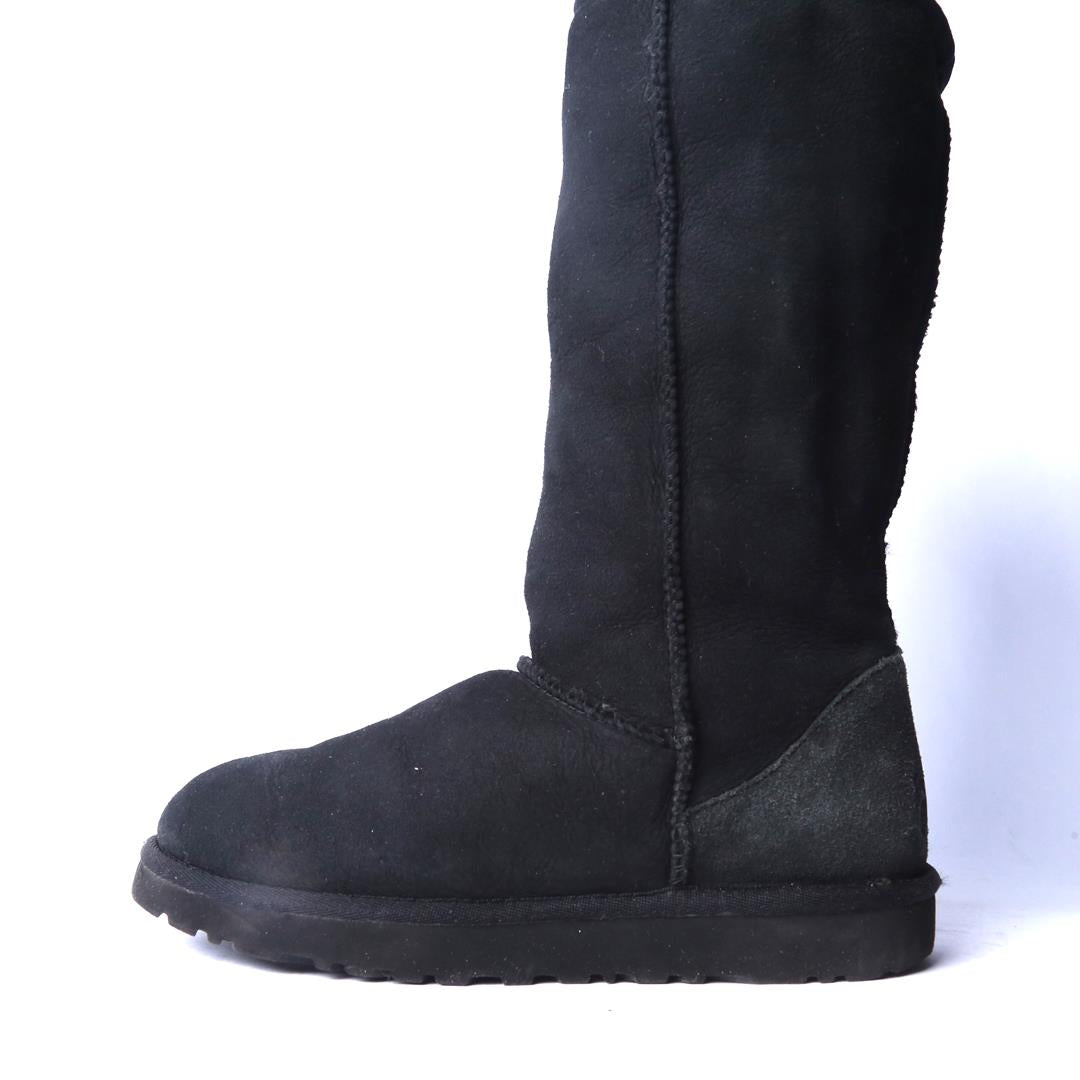 UGG  CLASSIC TALL II