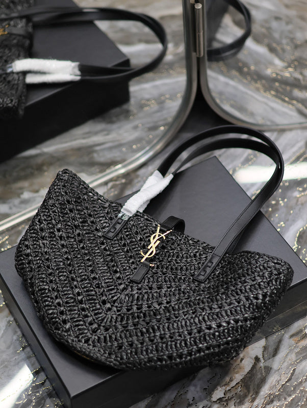 Amelia - YSL Bag - 1824