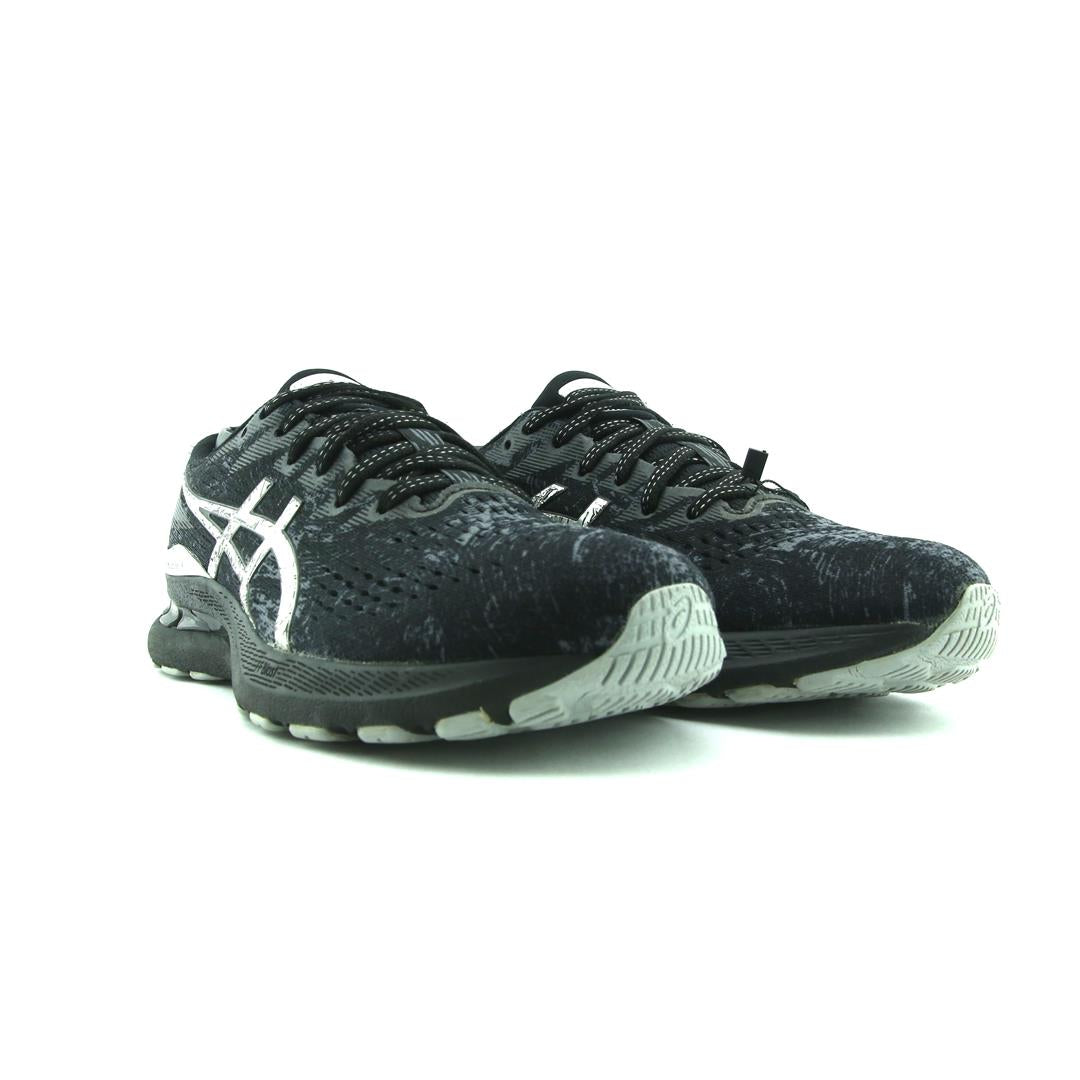 ASICS  GEL KAYANO 28