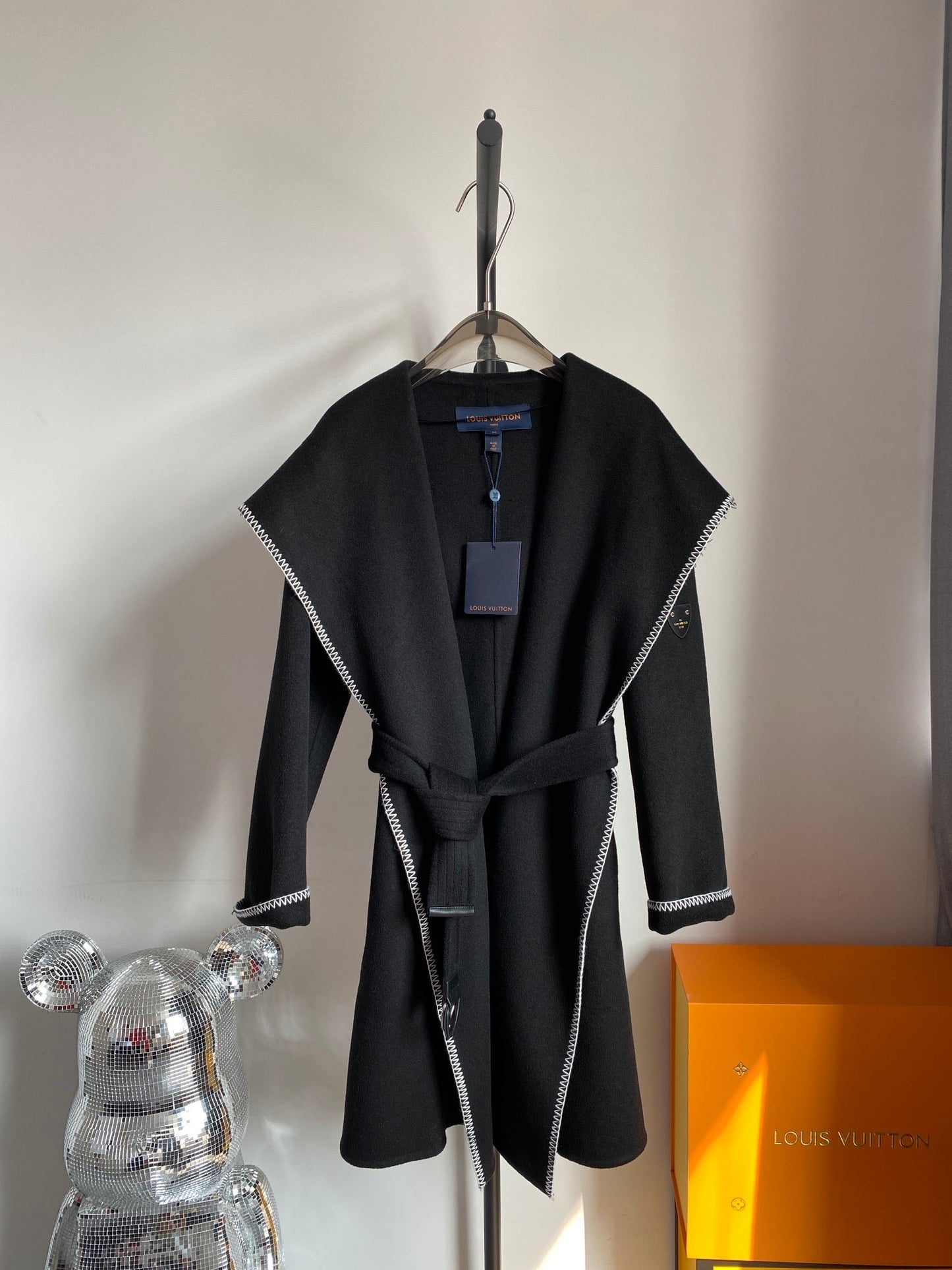 Luxury Louis Vuitton  Wrap Coat 036