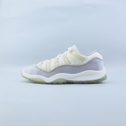 JORDAN 11 LOW