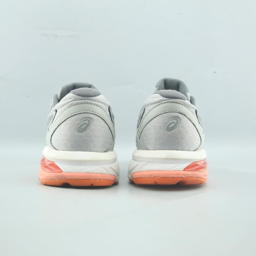 ASICS GT-1000 6