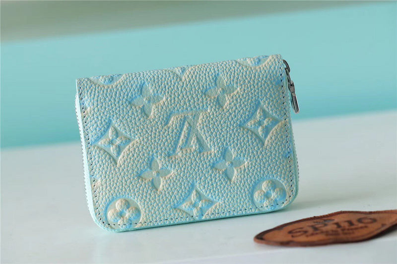 Fan Fashion Lu-Vi bags - 8856