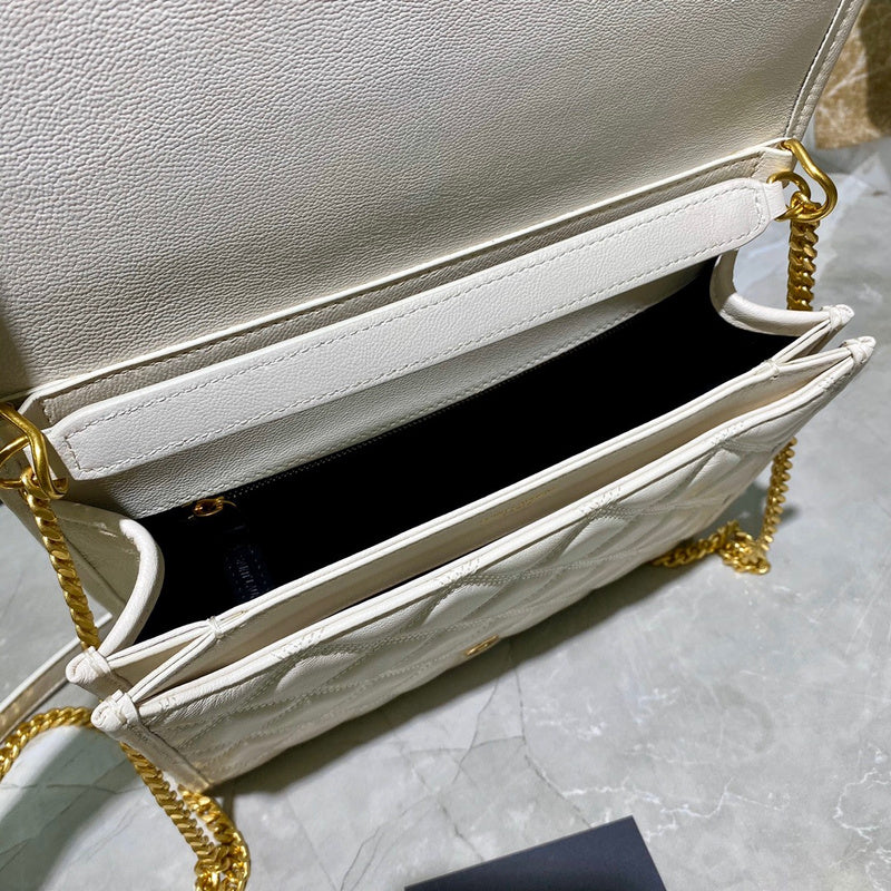 Amelia - YSL Bag - 4120