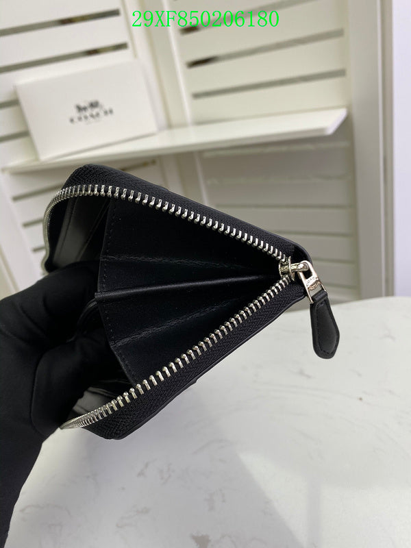 Amelia - CAH Wallet - 022