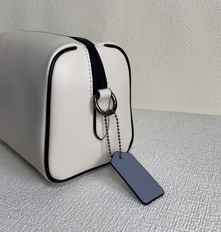 Amelia-i CAH Bags - 091