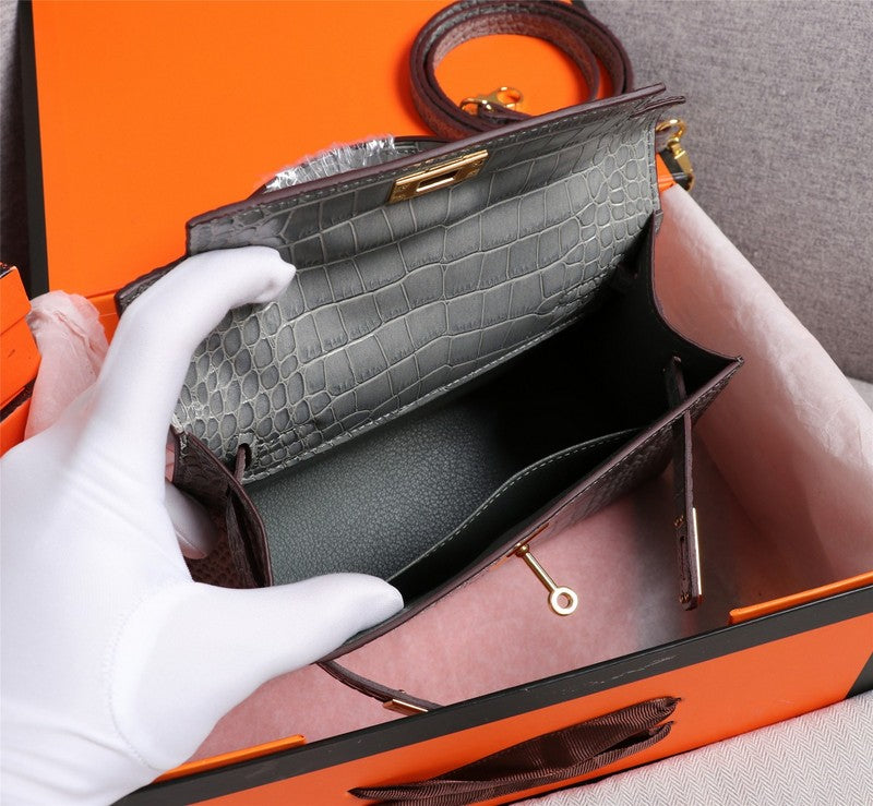 LO - HRMS DESIGNER BAGS - WOMEN BAGS - 744
