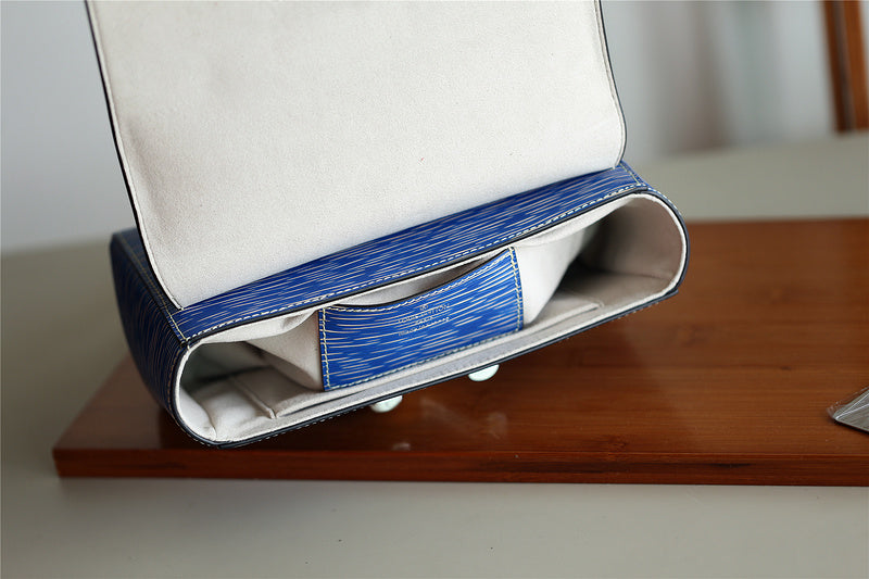 Fan Fashion Lu-Vi bags - 8496