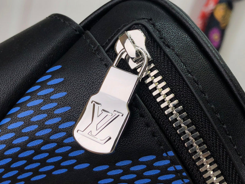 Fan Fashion Lu-Vi bags - 17381