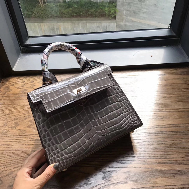 LO - HMS Luxury Bags - 524