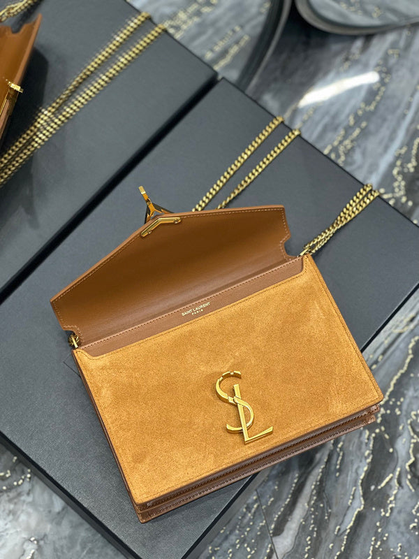 Amelia - YSL Bag - 3903