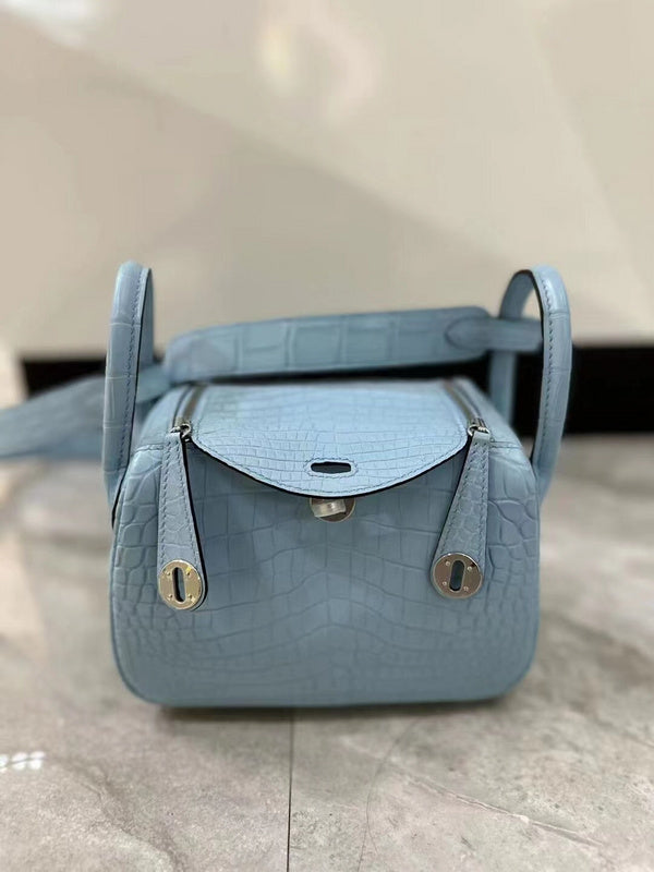 Amelia - HMS Bags - 1658