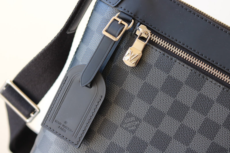 Fan Fashion Lu-Vi bags - 17188