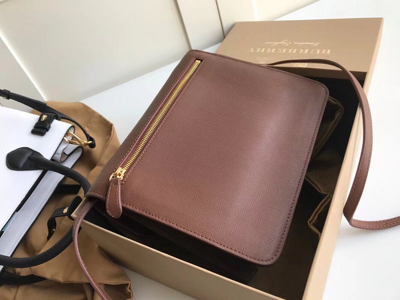 Burberry Bags - Bagsattire   465