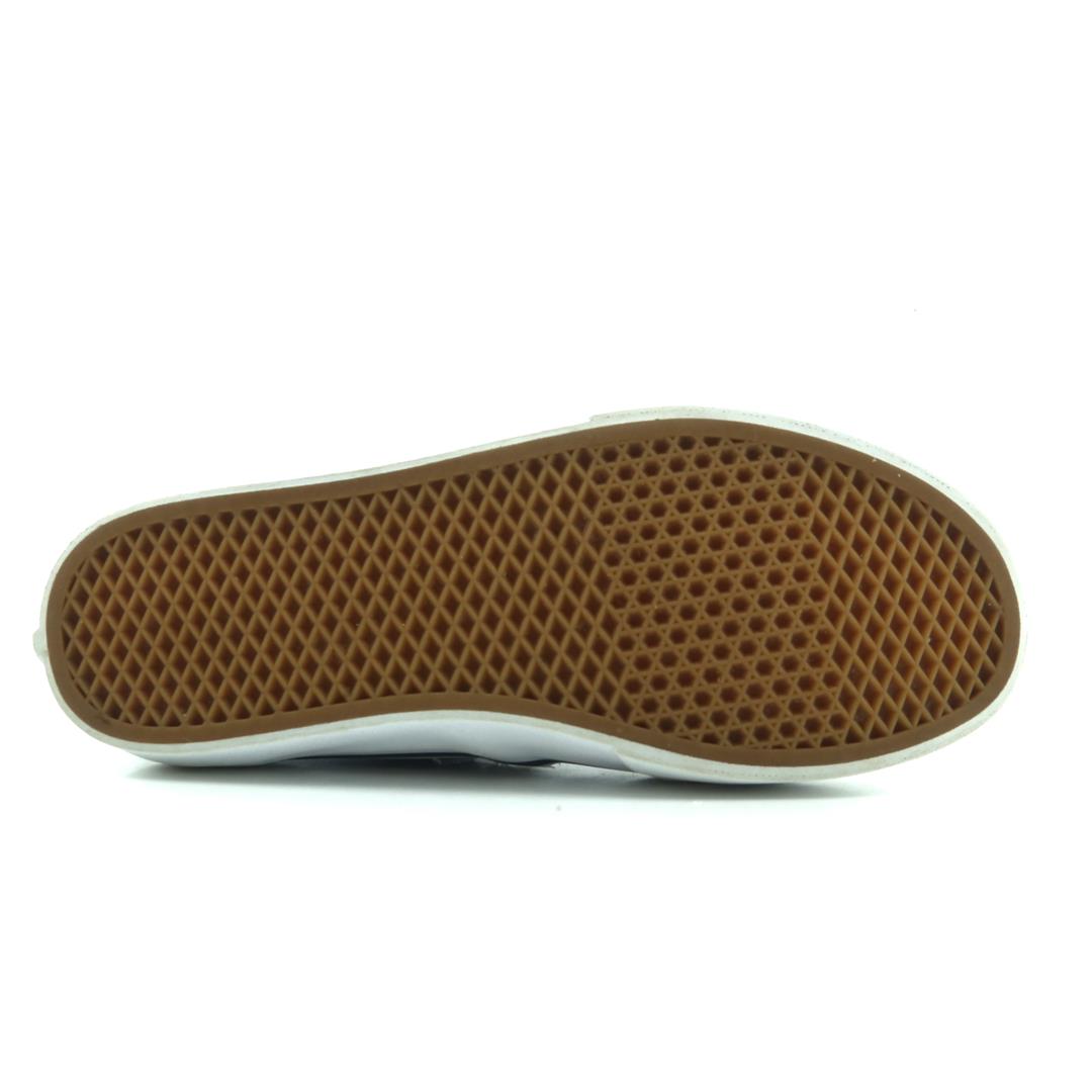 VANS AUTHENTIC