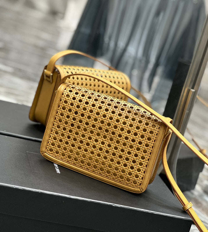 Amelia - YSL Bag - 3984