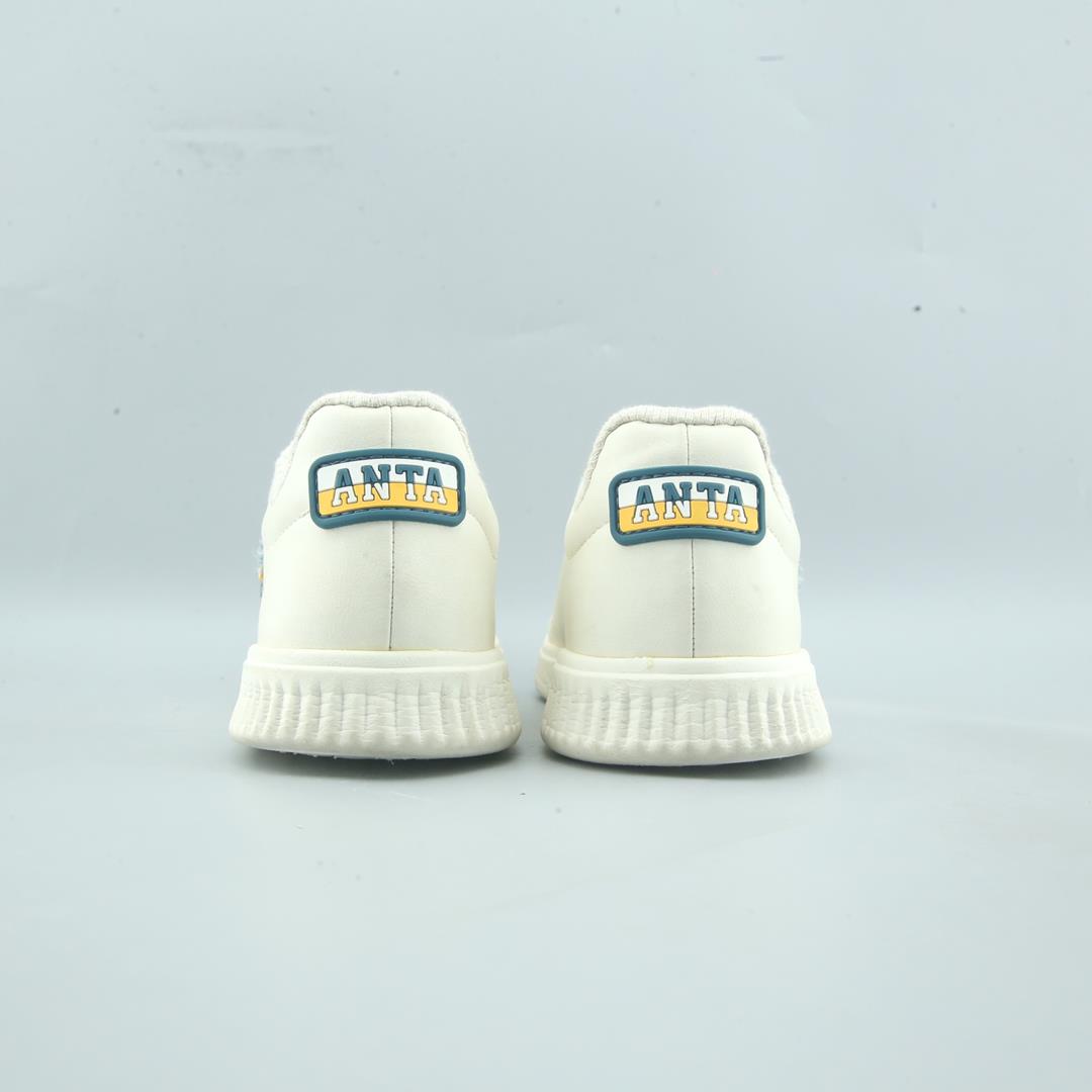 ANTA KEEP MOVING