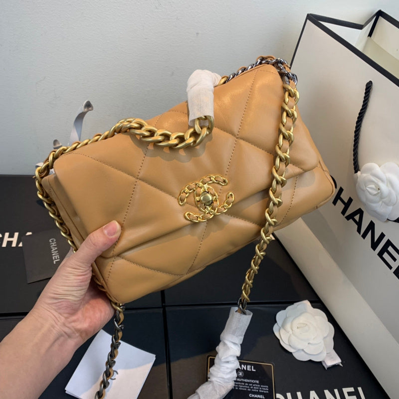 Wellow Bags - Chanel - Bags  - 317