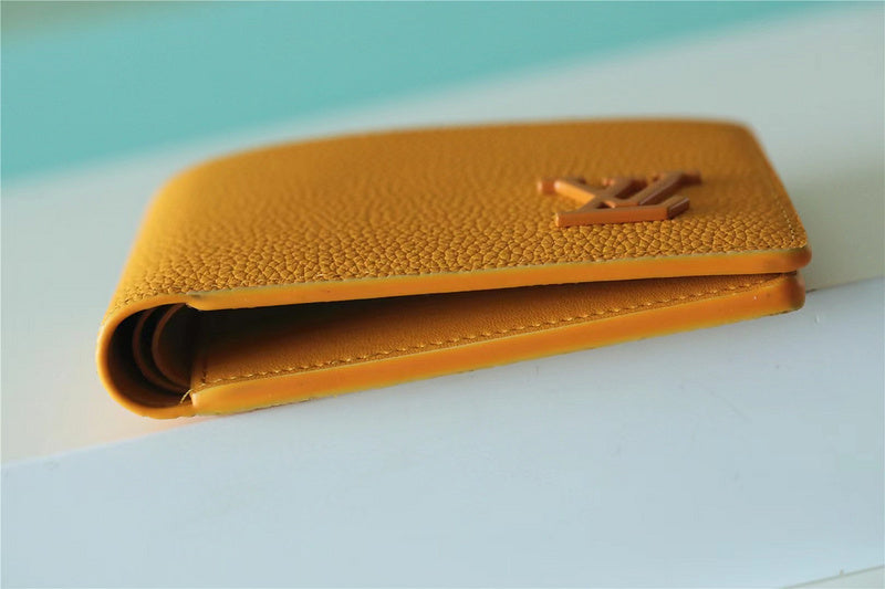 Fan Fashion Lu-Vi bags - 10594