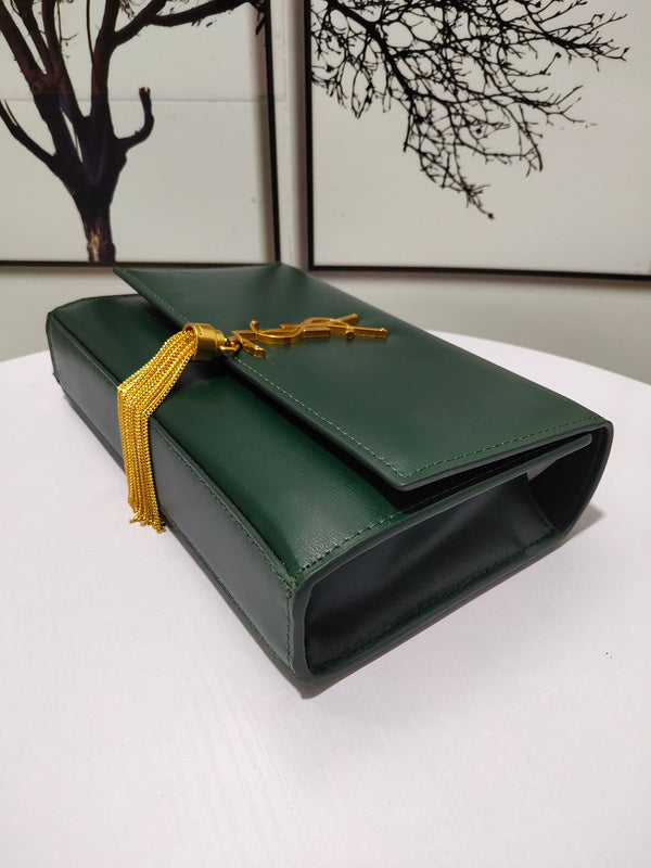 Amelia - YSL Bag - 3550
