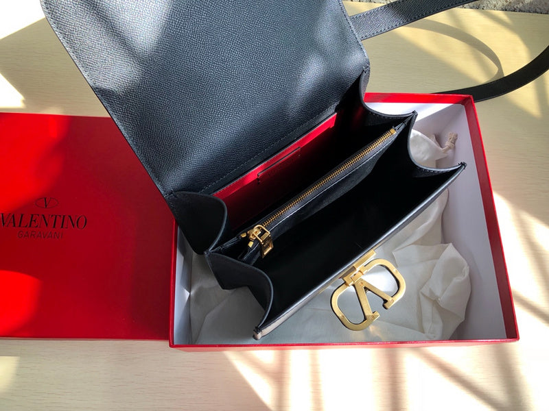 VAL LUXURY BAGS - FOR FASHION LOVERS  AFFORDABLE LUXURY BAGS- 1313