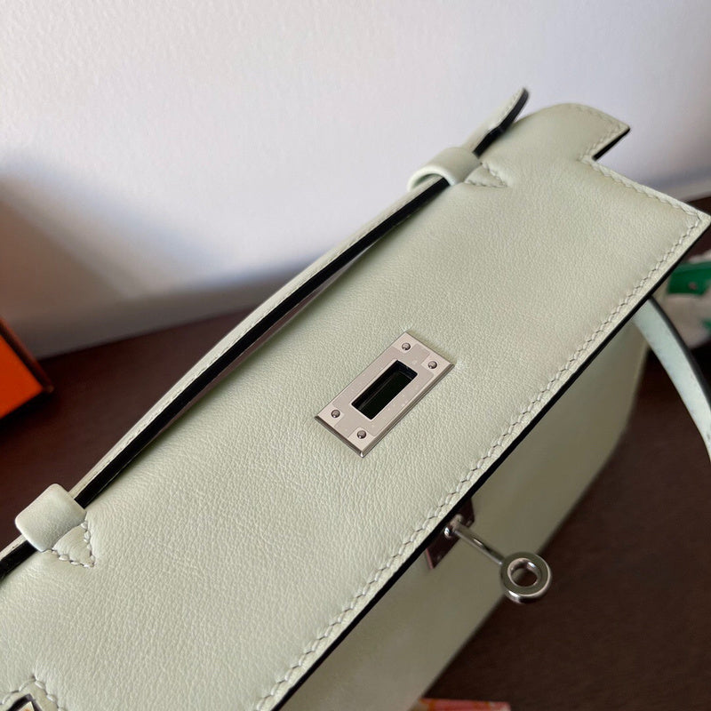 Amelia - HMS Bags - 1693
