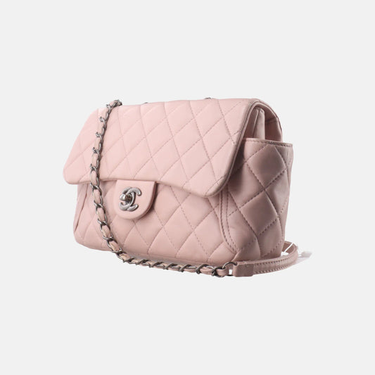 Chanel Classic Flap 2014-2015 Pink Lambskin Leather Medium Shoulder Bag