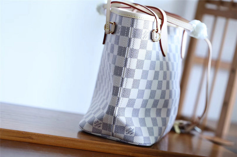 Fan Fashion Lu-Vi bags - 8102
