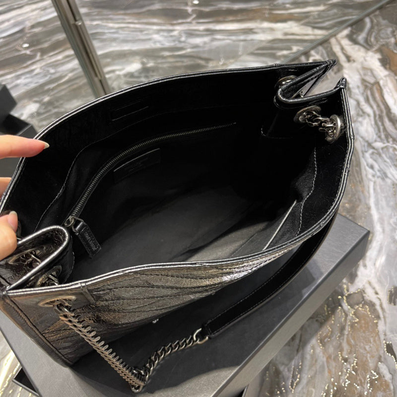 Amelia - YSL Bag - 3949
