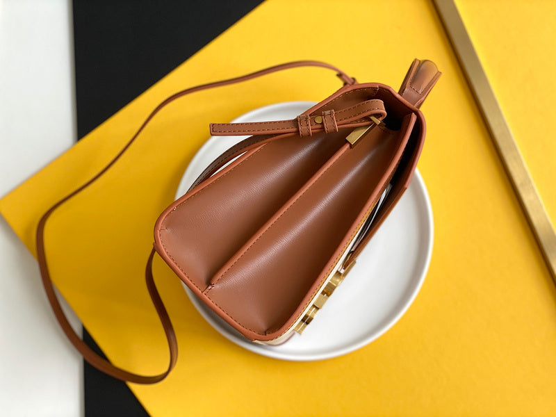 Amelia - YSL Bag - 4149