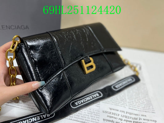 Amelia - BGA Bags - 1992