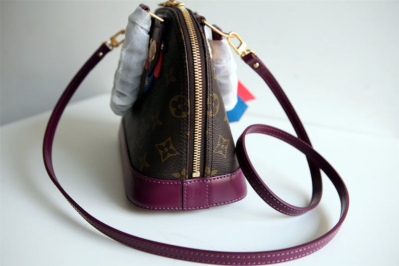 Fan Fashion Lu-Vi bags - 8287