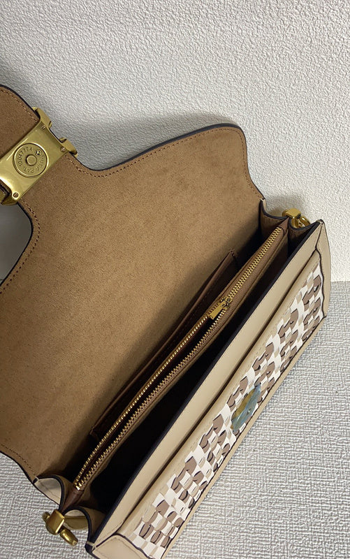 Amelia-i CAH Bags - 128