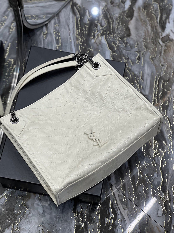 Amelia - YSL Bag - 1240