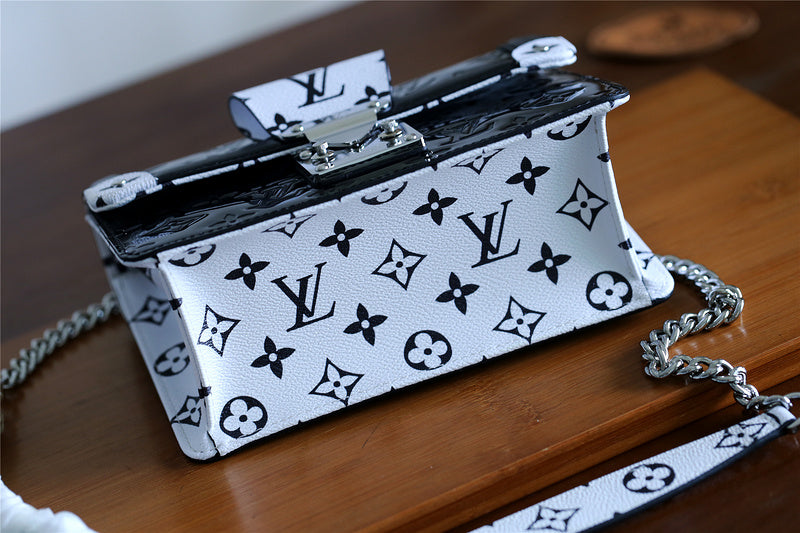 Amelia - LOV Lady Bags - 1846