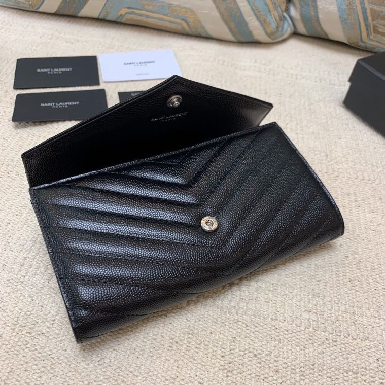 Amelia - YSL Bag - 3773