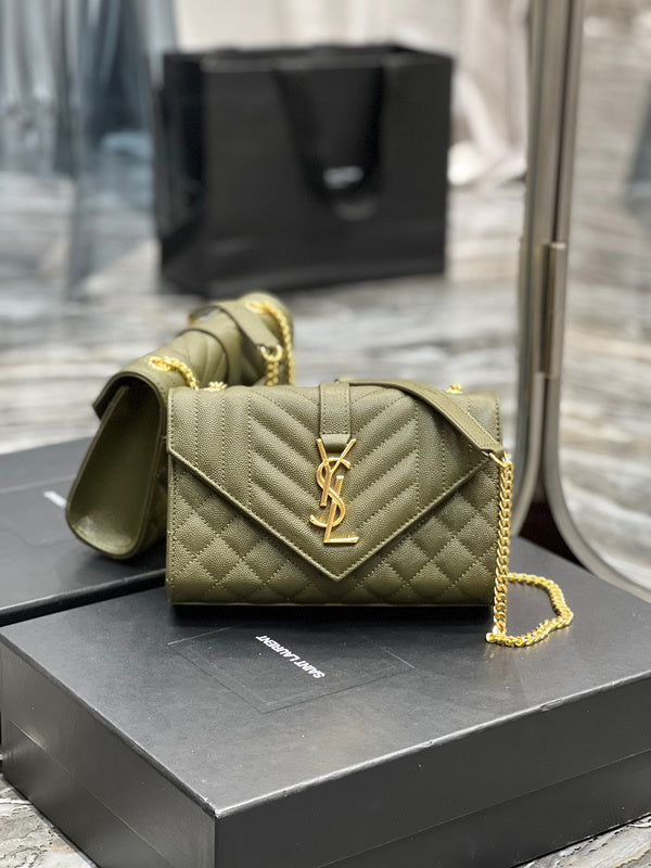 Amelia - YSL Bag - 1897