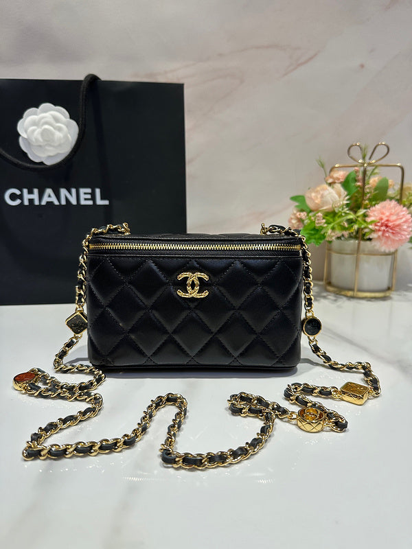 Wellow Bags - Chanel - Bags  - 182