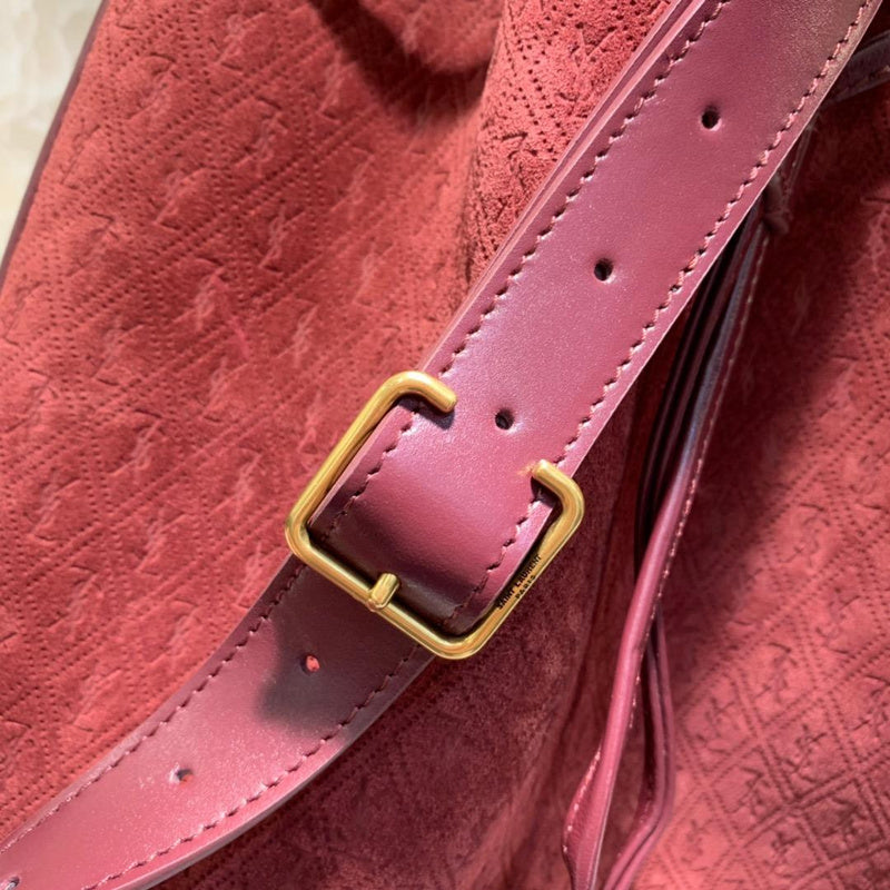 Amelia - YSL Bag - 2972