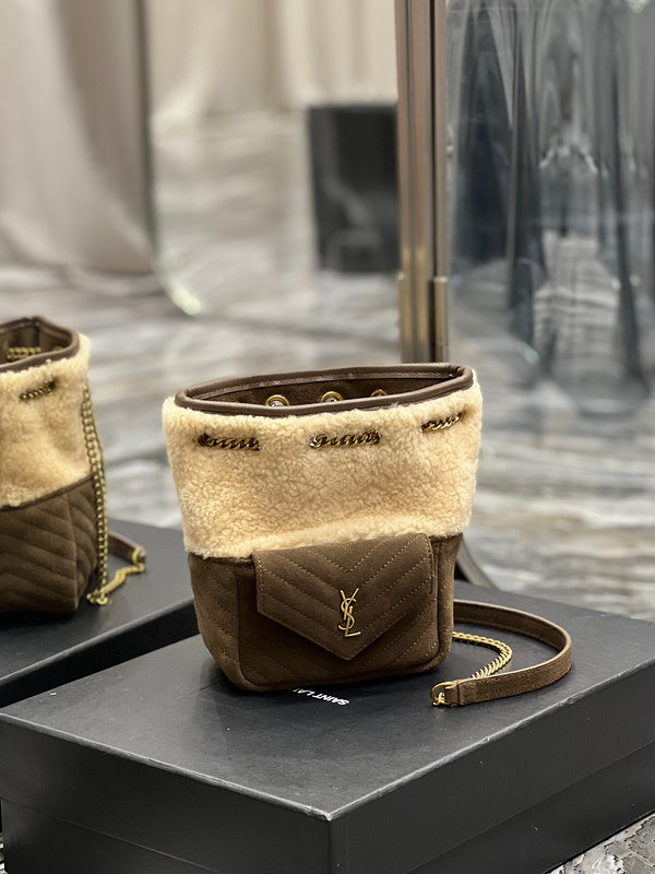 Amelia - YSL Bag - 3927