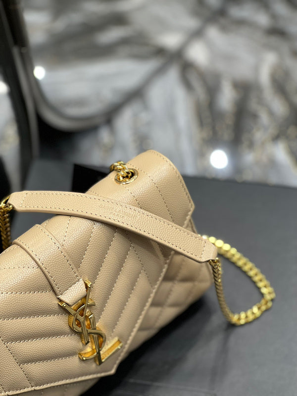 Amelia - YSL Bag - 1900