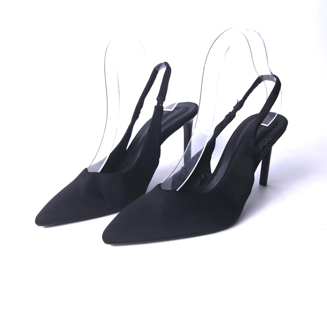 STRADIVARIUS .