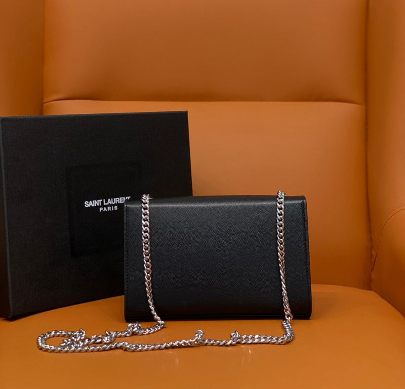 Amelia - YSL Bag - 2019