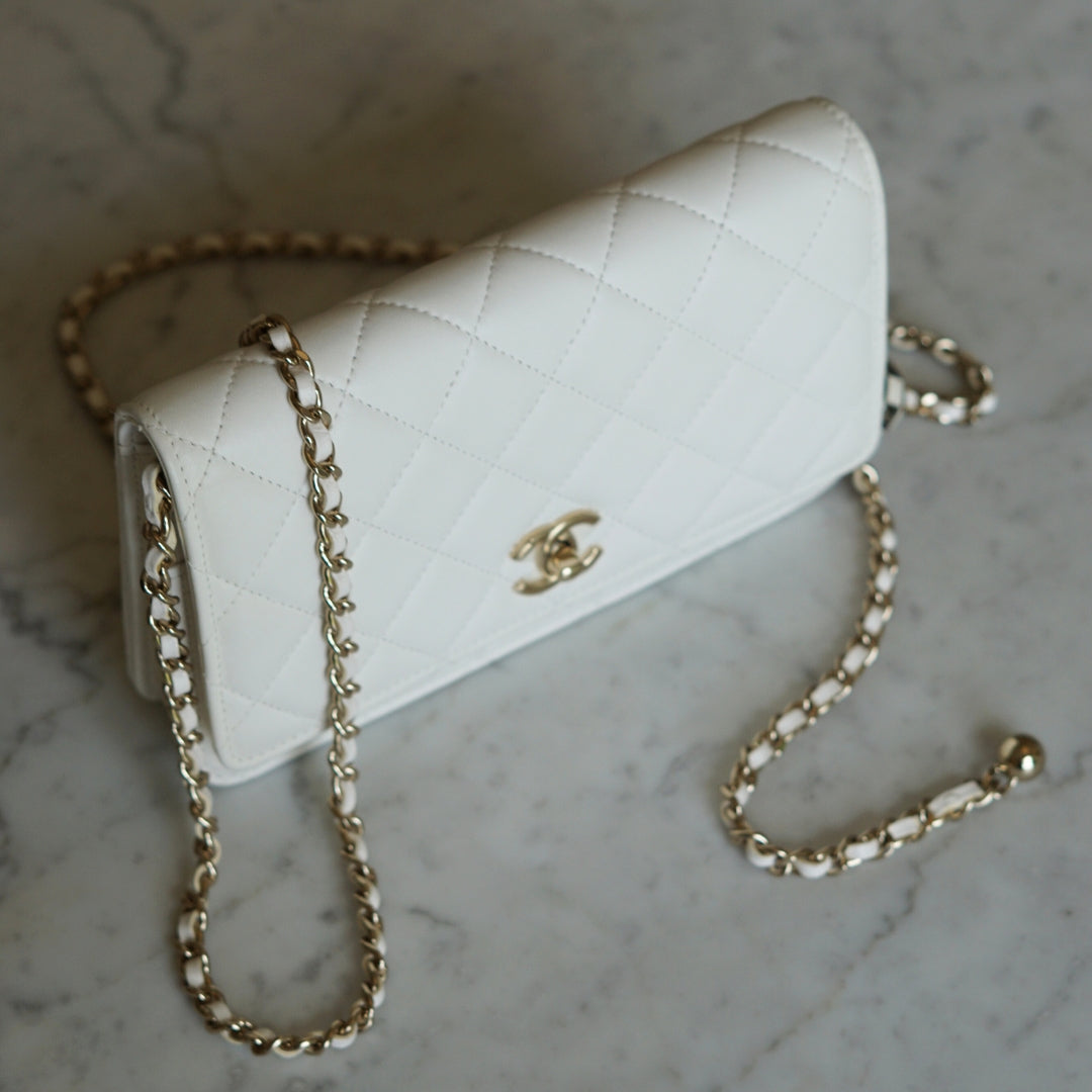 CHANEL WALLET ON CHAIN