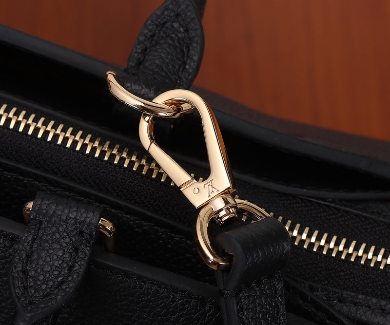Fan Fashion Lu-Vi Bags - 16802